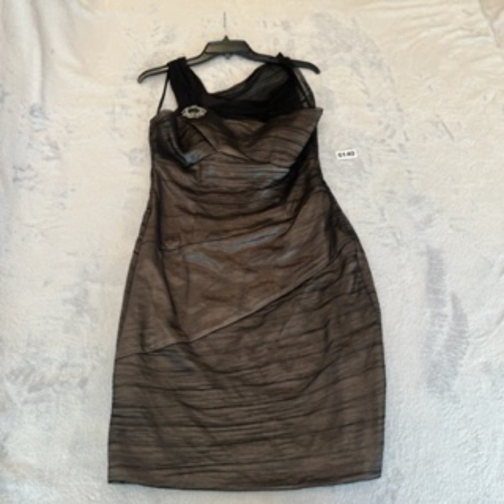 Night Way Women's Dress With Brooch Pin 8 - Picture 15 of 15